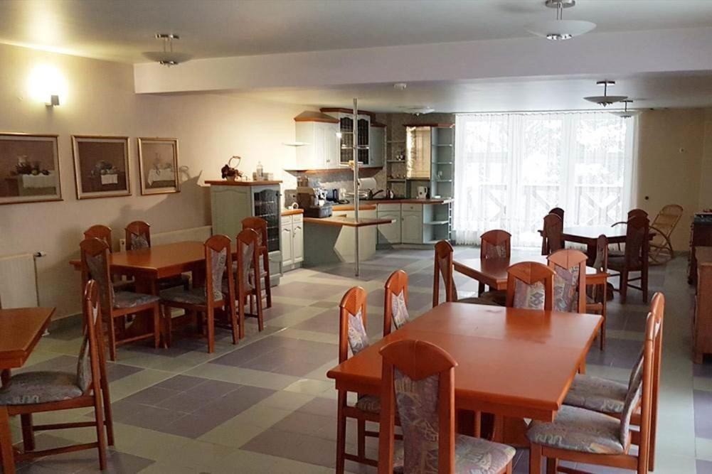 Familijny Osrodek Wypoczynkowo - Rehabilitacyjny Krynica Zdroj Hotel Kültér fotó