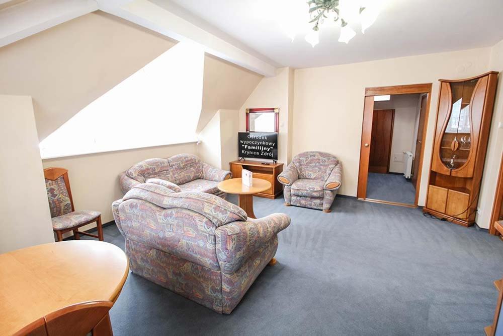 Familijny Osrodek Wypoczynkowo - Rehabilitacyjny Krynica Zdroj Hotel Kültér fotó