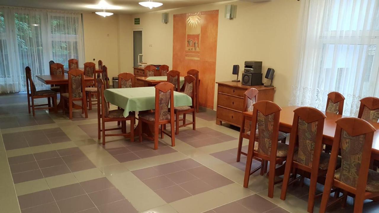 Familijny Osrodek Wypoczynkowo - Rehabilitacyjny Krynica Zdroj Hotel Kültér fotó