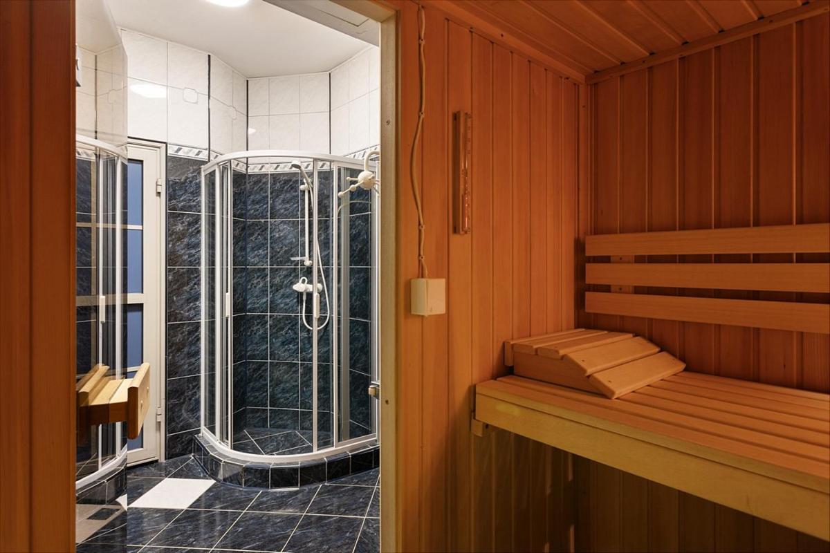 Familijny Osrodek Wypoczynkowo - Rehabilitacyjny Krynica Zdroj Hotel Kültér fotó