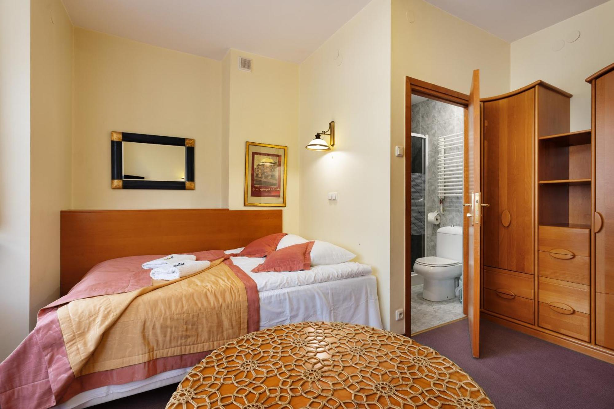 Familijny Osrodek Wypoczynkowo - Rehabilitacyjny Krynica Zdroj Hotel Kültér fotó
